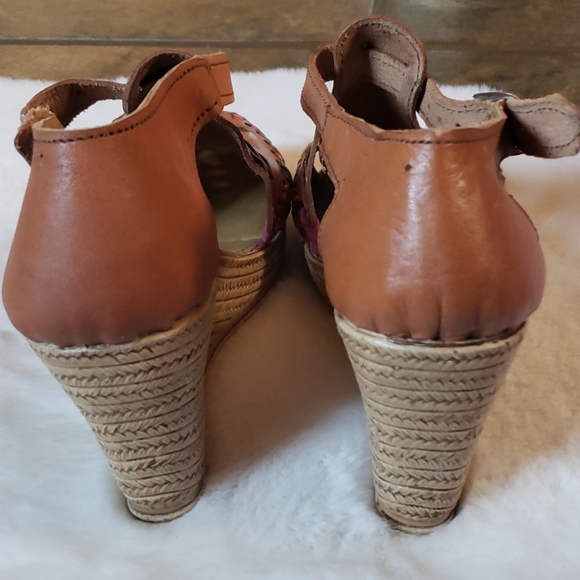 Mexican wedge leather multi-colored sandal - Picture 9 of 11